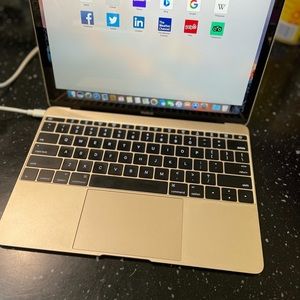Apple MacBook Pro